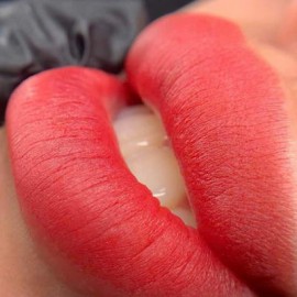 So sánh: Phun môi và các phương pháp làm đẹp môi khác